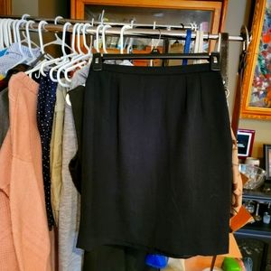 EUC PETITE SOPHISTIC black skirt